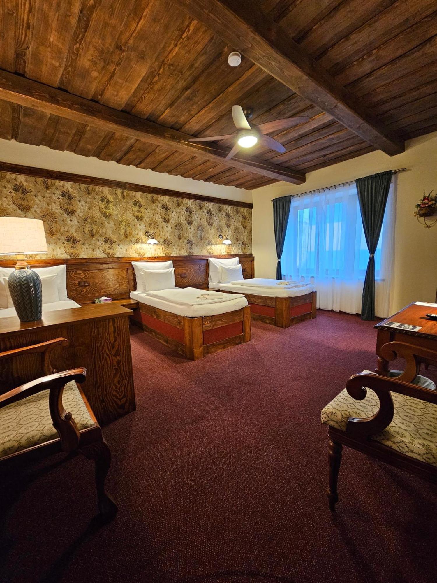 Hotel Galerie Roudnice nad Labem Dış mekan fotoğraf